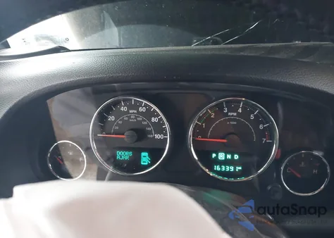 2016 Jeep Wrangler Unlimited Sahara z USA, uszkodzony, nr VIN 1C4HJWEG0GL125906